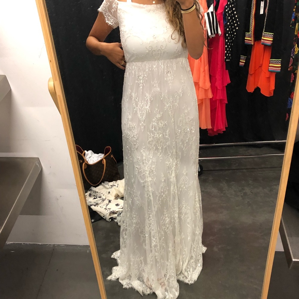 Alice and Olivia gorgeous white beaded gown